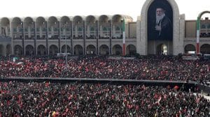 Sejarah Dunia : Jutaan Rakyat Iran Hadiri Pemakaman Ayatollah Ali Khamenei